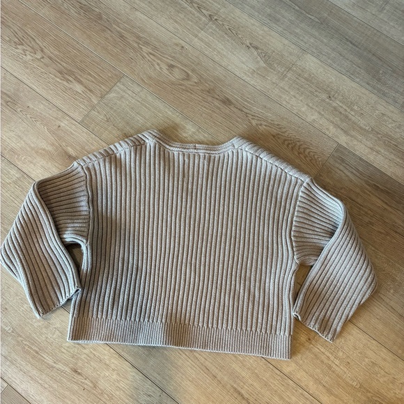 Abercrombie & Fitch V-Neck Ribbed Boxy Crop Sweater in Taupe Womens Medium - Picture 3 of 7